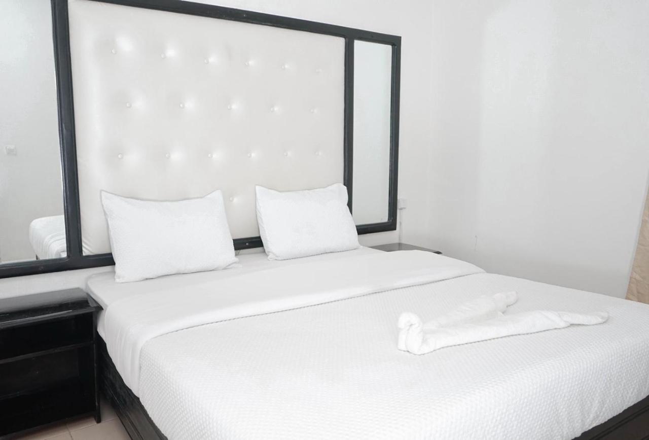 Les Residences De La Providence - Appart Hotel Yaounde Ngoại thất bức ảnh