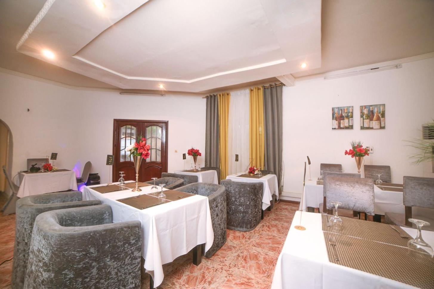 Les Residences De La Providence - Appart Hotel Yaounde Ngoại thất bức ảnh